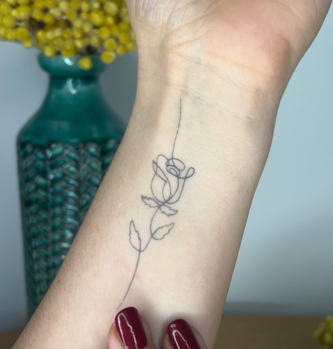 Elegant Rose Outline 1 - Temporalis